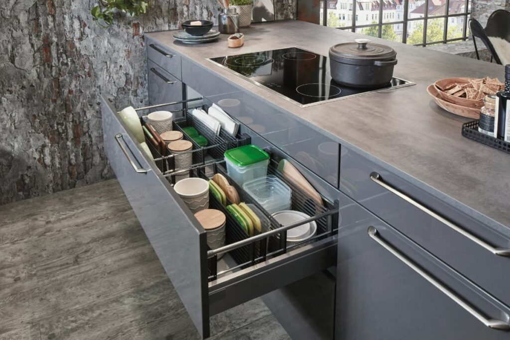 Clean modern kitchen with anti-fatigue mat
and lightweight pan — simple kitchen tools to reduce cooking effort